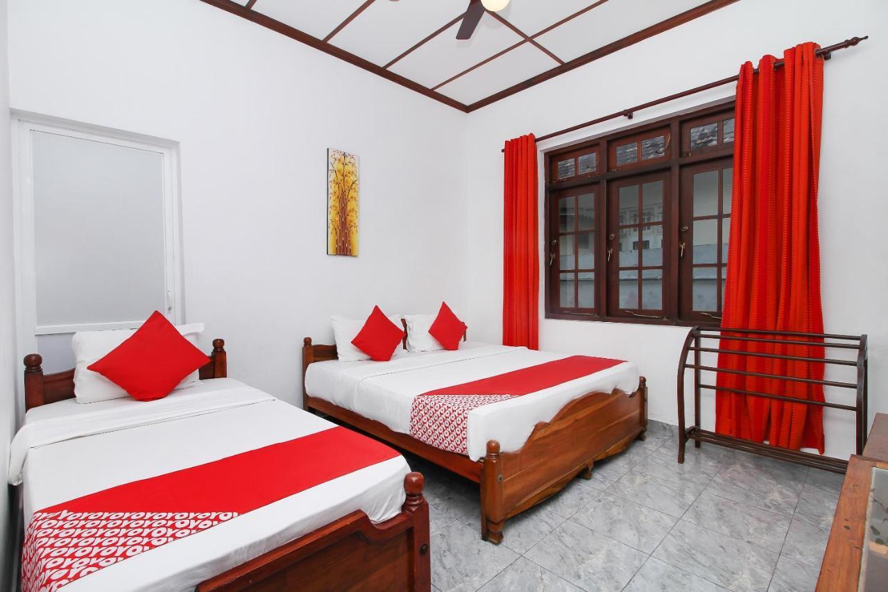 Leo'S Home Stay Dehiwala-Mount Lavinia Exterior photo